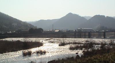 ���X�Ɨ����䉁