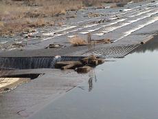 ����������䉁